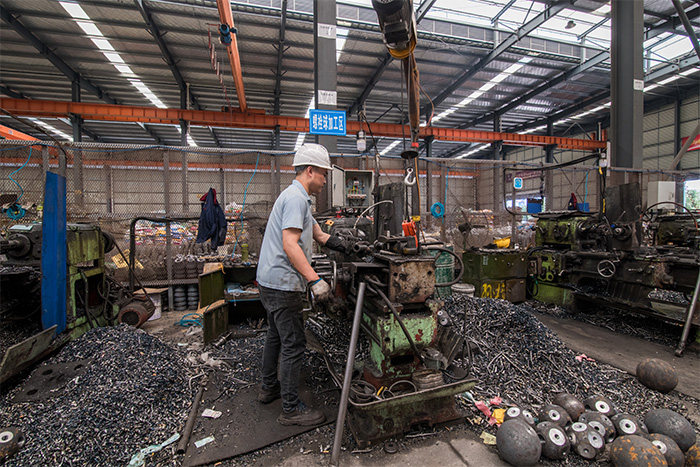 湘西网架配件-螺栓球加工车间